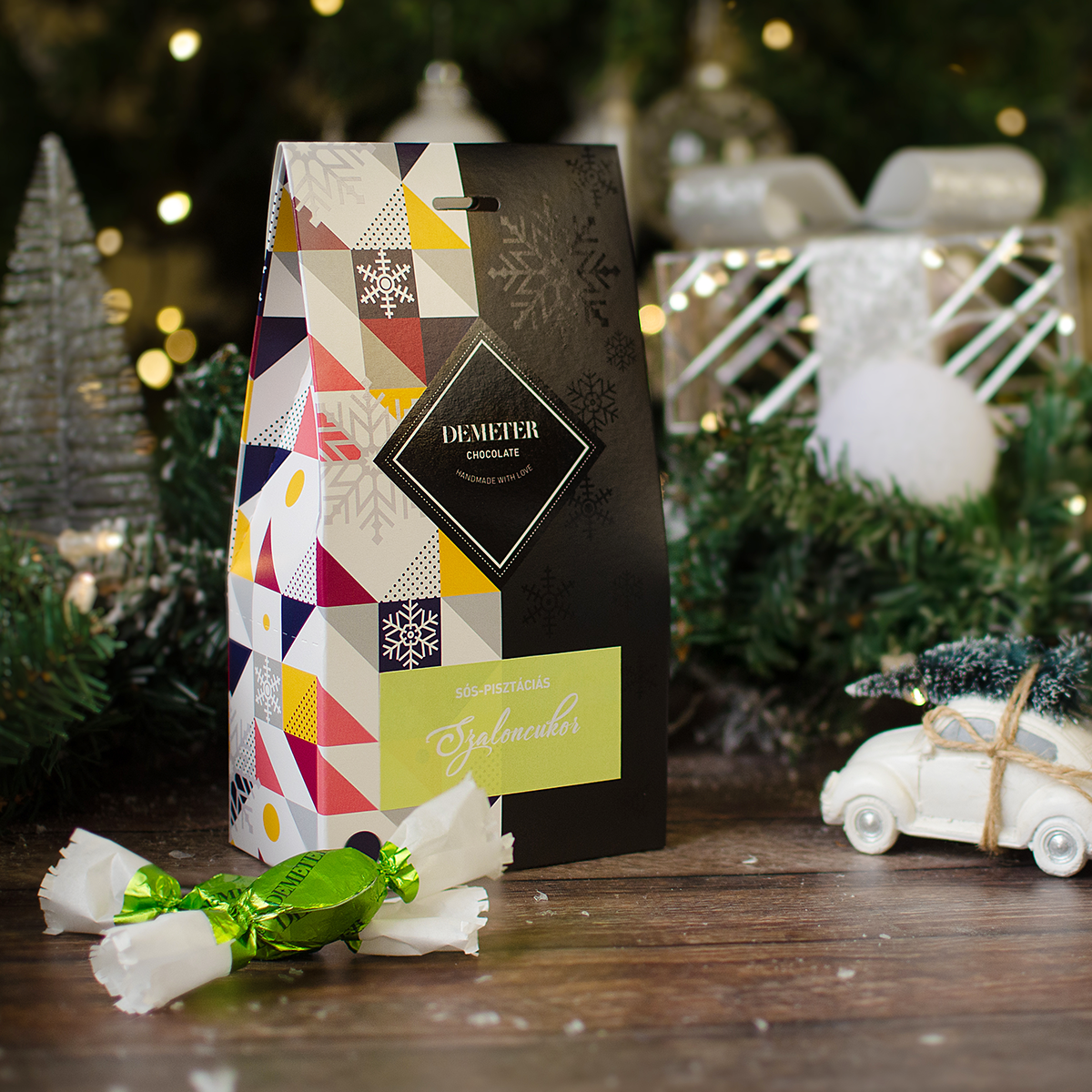 Sós pisztáciás szaloncukor díszdobozban