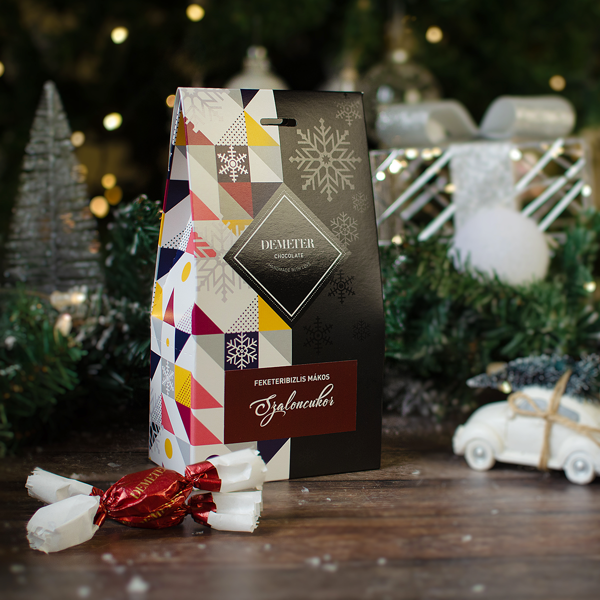 Feketeribizlis mákos szaloncukor díszdobozban